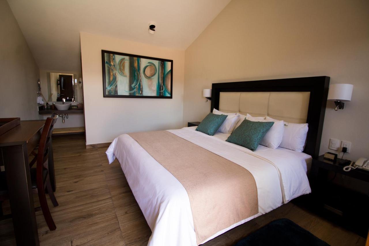 Hotel Villa Murano ซานกริสโตบัล เด ลาสกาซาส ภายนอก รูปภาพ