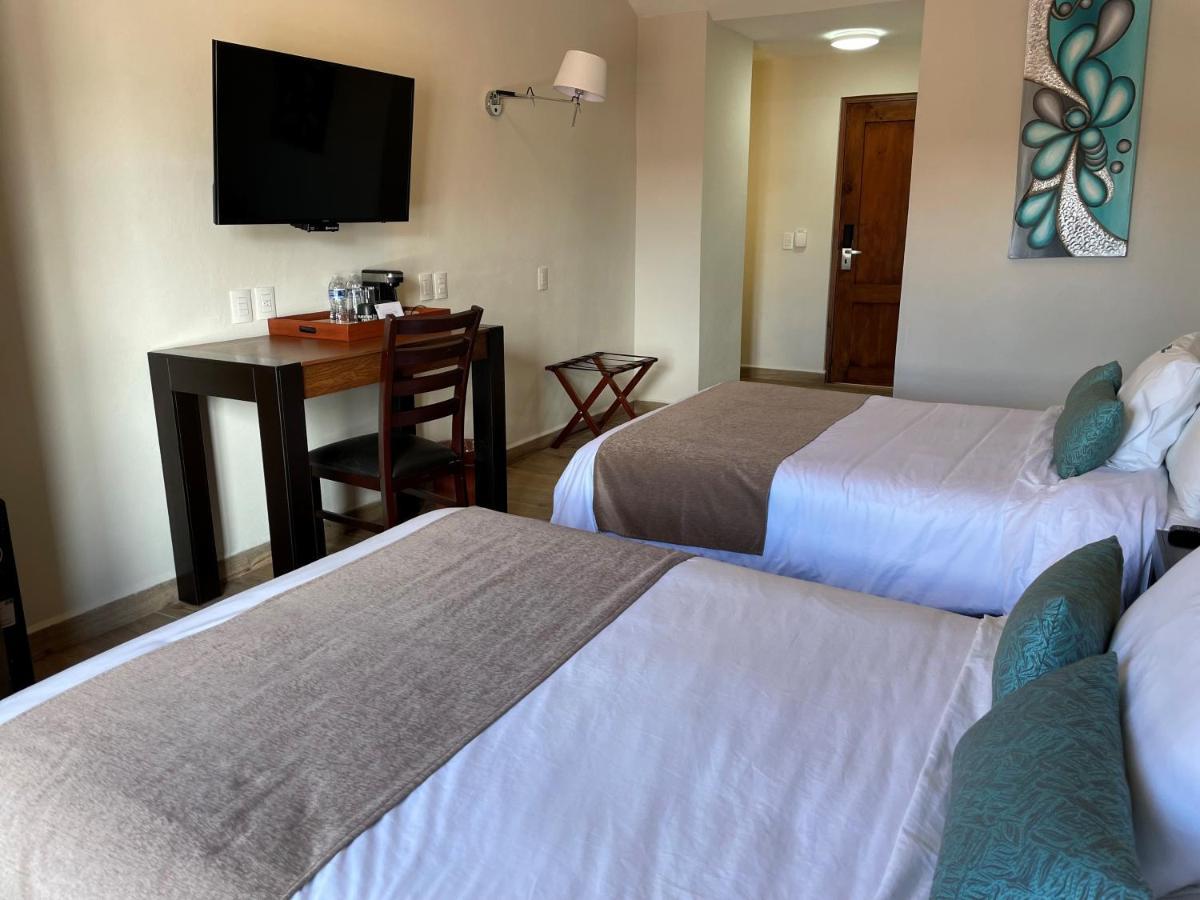 Hotel Villa Murano ซานกริสโตบัล เด ลาสกาซาส ภายนอก รูปภาพ
