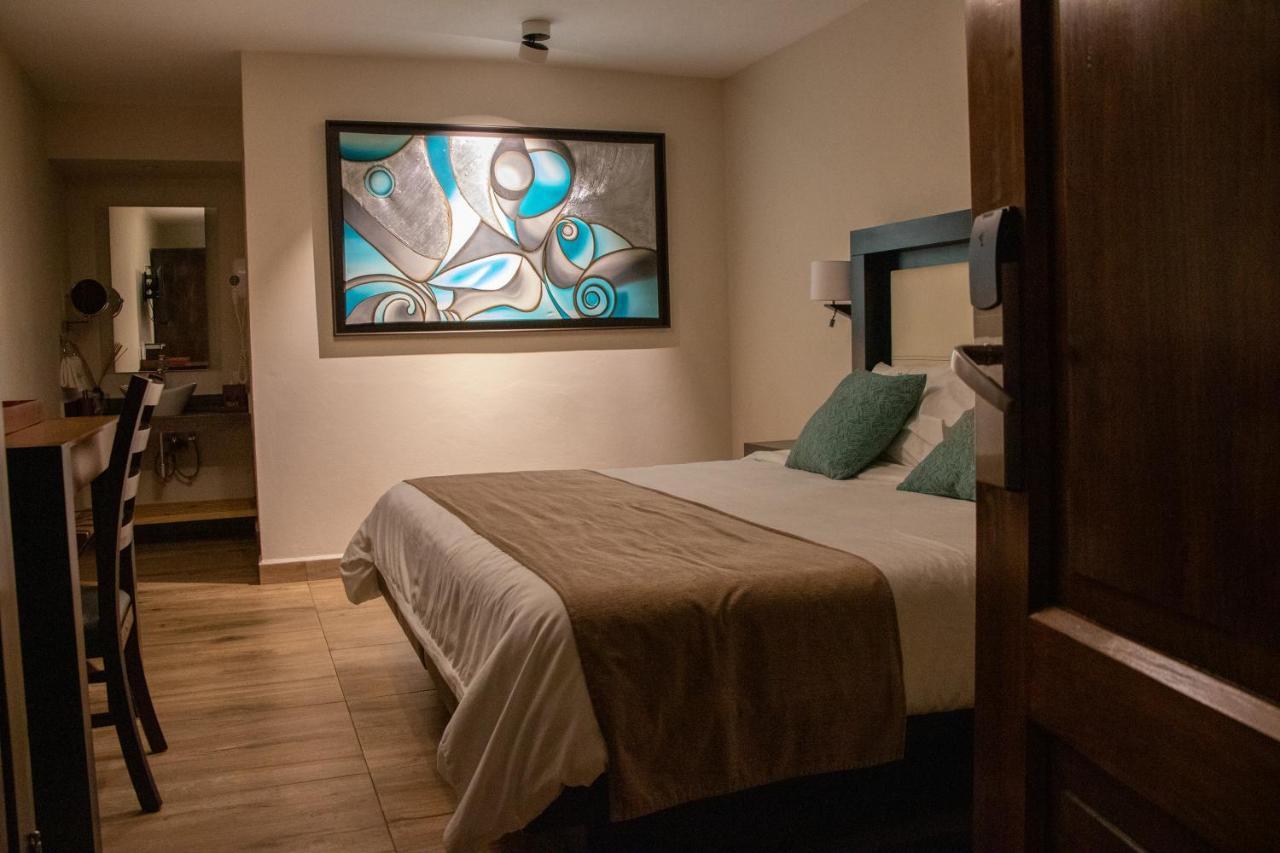 Hotel Villa Murano ซานกริสโตบัล เด ลาสกาซาส ภายนอก รูปภาพ